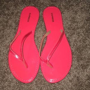 Express sandals